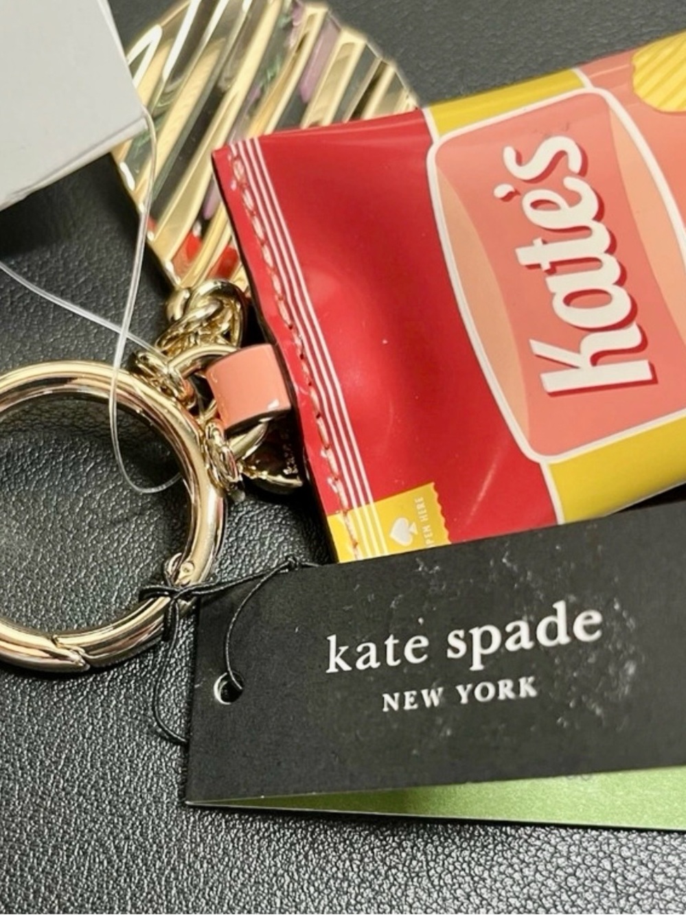 kate spade Pink & Gold 'Kate's Kettle Cooked' Snack Bag Keychain -NWT - Picture 4 of 7